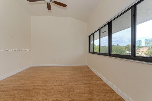 Building Photo - 231 Poinciana Island Dr