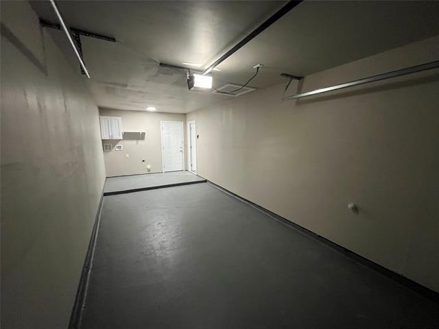 Building Photo - 2444 Avis St