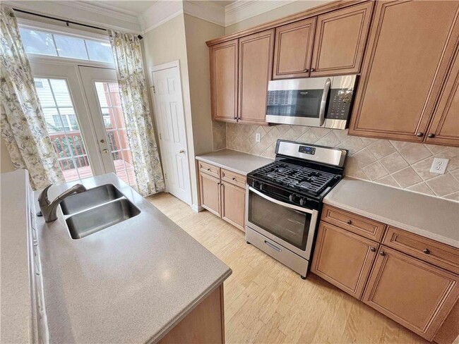 Building Photo - 306 Mony Stone Ct SE