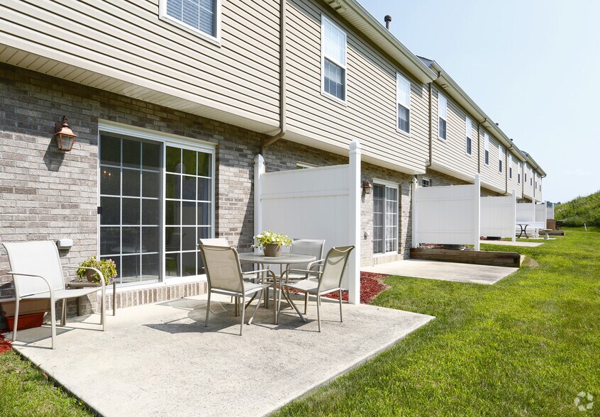 Walton Crossings In Penn Township Jeannette Pa Apartment Finder