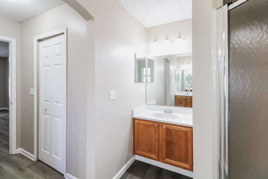 Building Photo - 493 Heron Nest Point