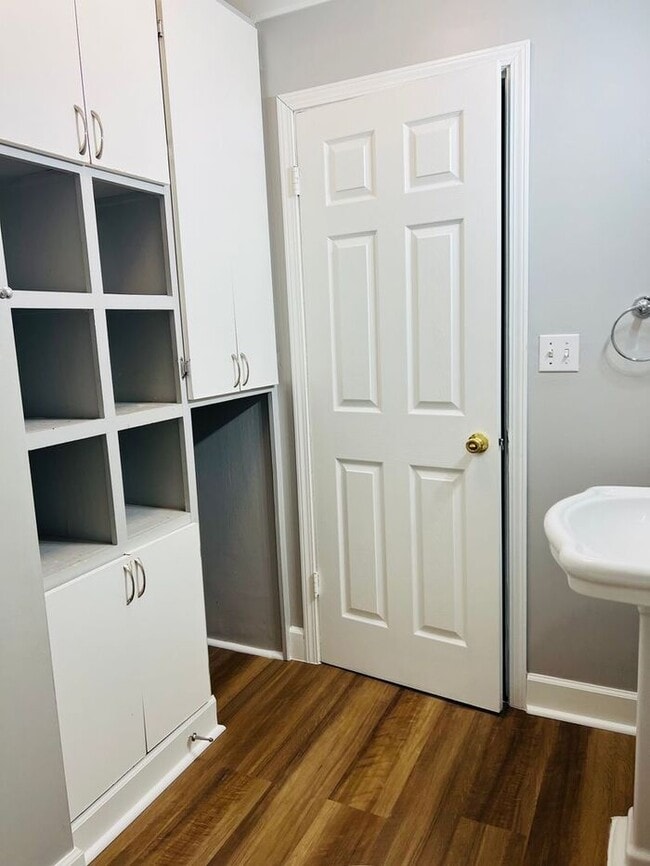 Primary Photo - SPACIOUS 3 BR HOME HUGE BACKYARD
