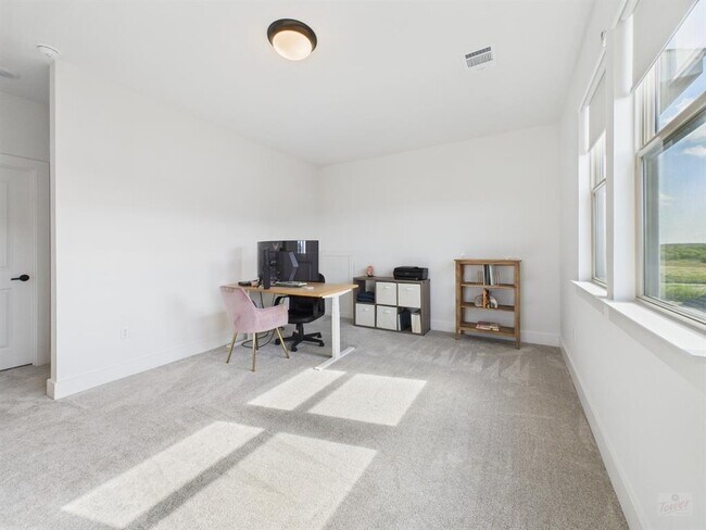 Building Photo - 7602 Bardstown Wy