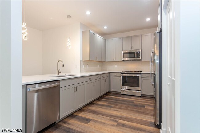 Building Photo - 13088 Georges Cay Pl