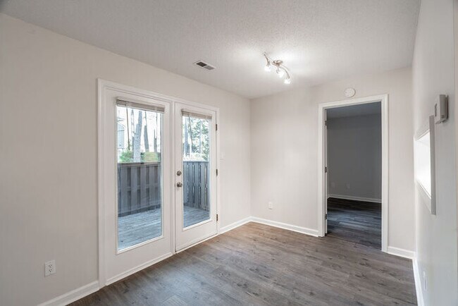 Building Photo - Perfect for roommates! Near Rex Hospital and Lenovo Center