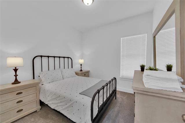 Building Photo - 1838 Life Ave