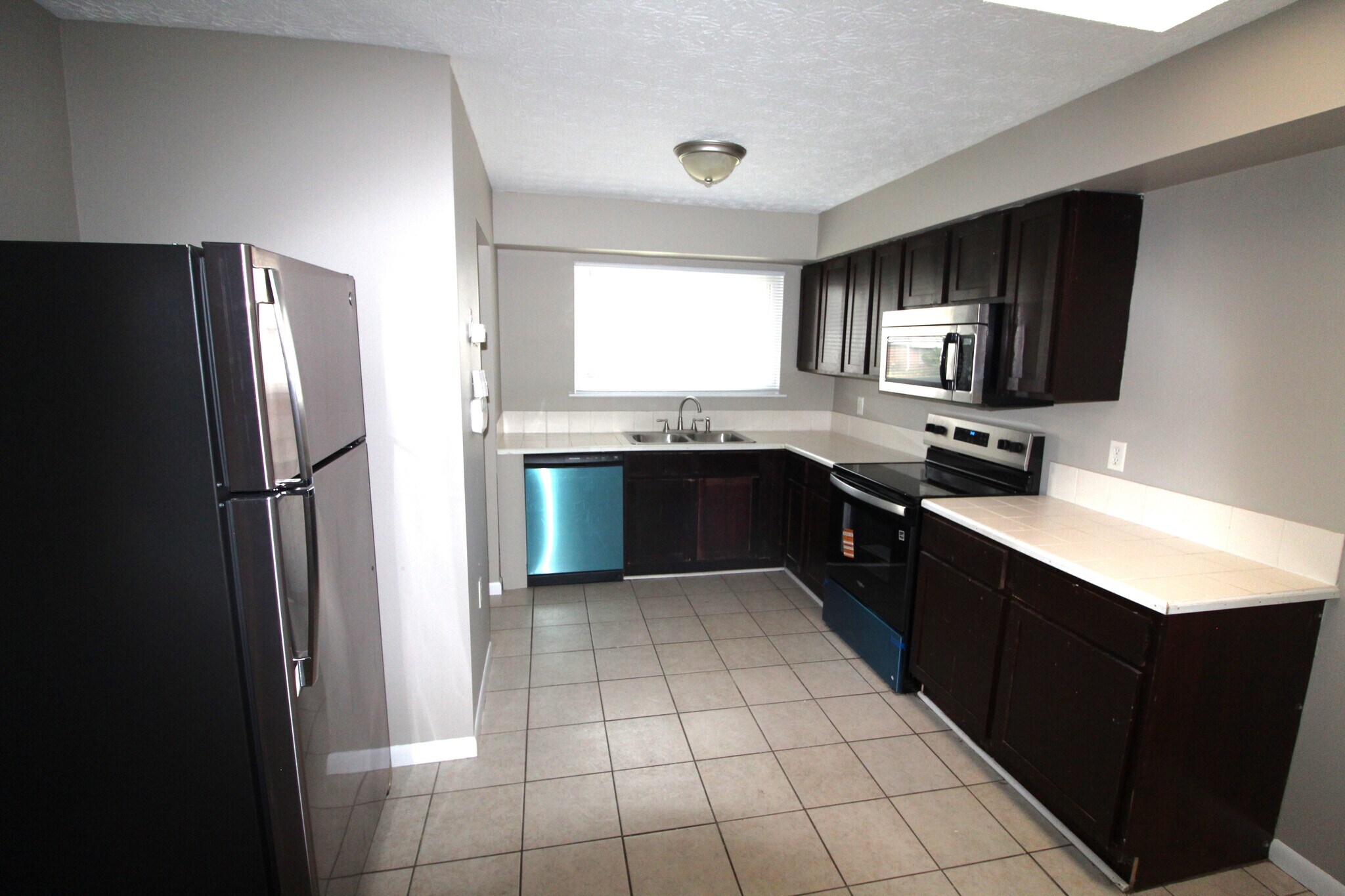 Building Photo - 2514 Lipton Rd