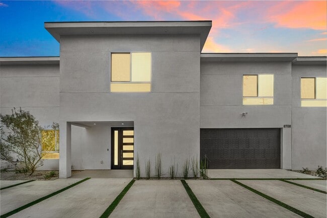 Building Photo - Modern Brand new 5-Bedroom Home for Lease ...
