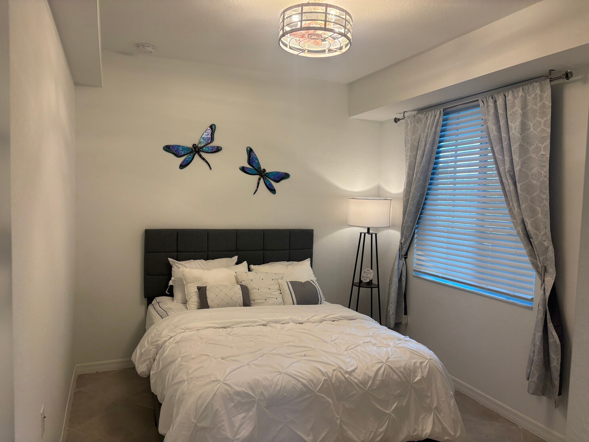 Building Photo - 14151 Heritage Landing Blvd