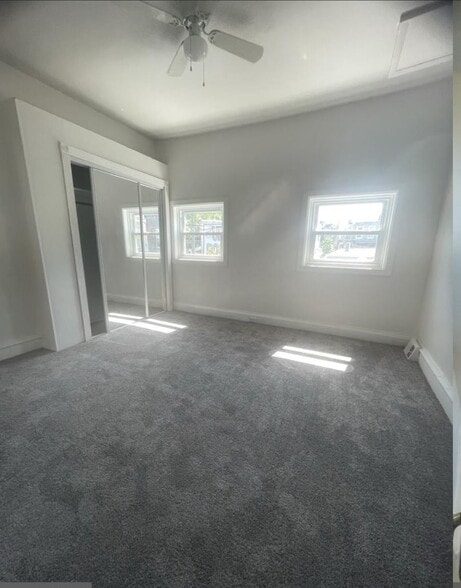 Large bedroom - 3158 N 8th St