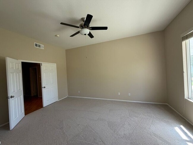 Building Photo - 41019 Promenade Chardonnay Hls