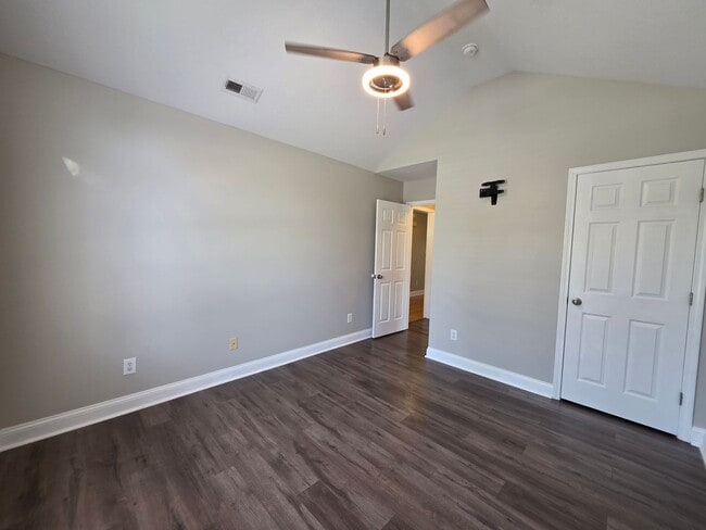 Building Photo - Spacious 4-Bedroom Bryan Farms Beauty with Bonus Suite, Large Fenced Yard & RV/Boat Parking!