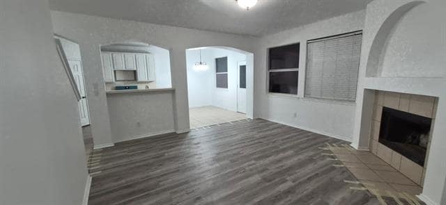 Building Photo - 4844 Carrotwood Dr