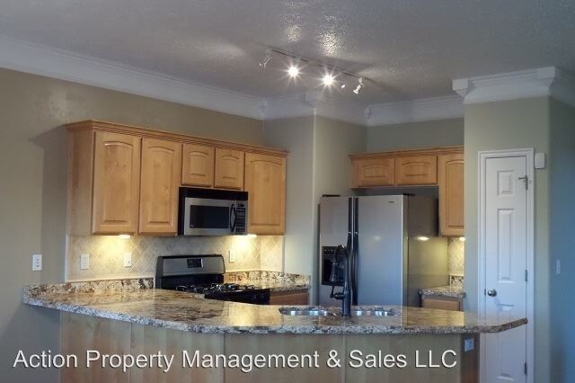 Building Photo - 1598 Wyngate Park Dr