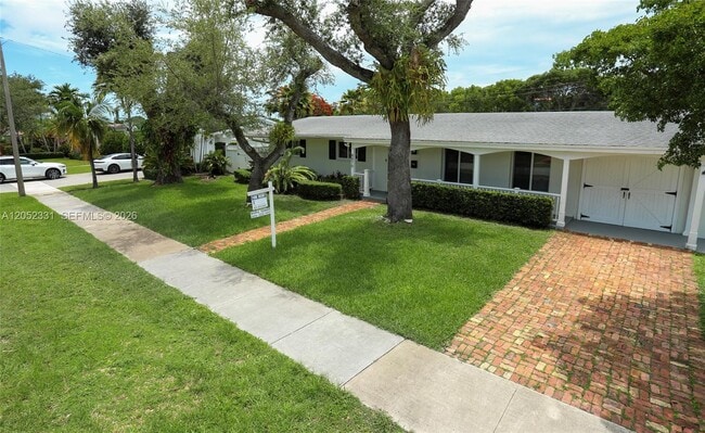 Building Photo - 8870 SW 86th St