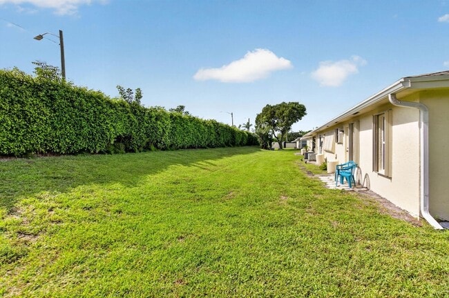 Building Photo - 5037 Lakefront Blvd