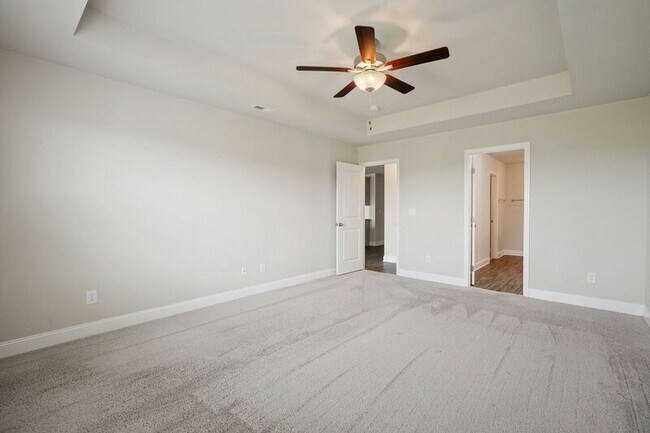 Building Photo - 236 Cherry Laurel Dr
