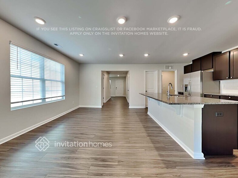 Building Photo - 7208 Olive Coast St