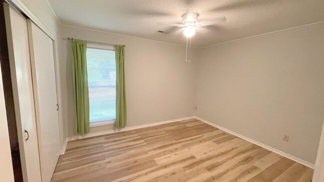 Building Photo - 1607 Burnley Dr
