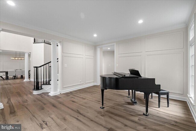 Building Photo - 20589 Myers Pl