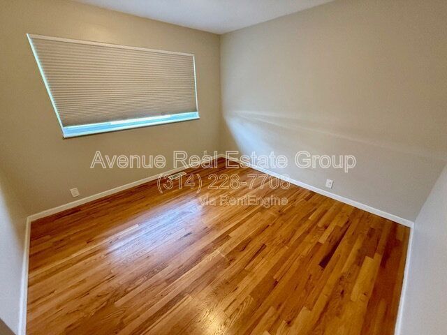 Building Photo - 12 Queensbrook Pl