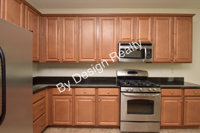 Building Photo - Immaculate Willow Ridge 4 Bedroom 2 Bath