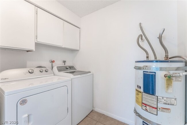 Building Photo - 2257 Exeter Dr