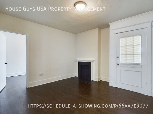 Building Photo - 3939 Troost Ave