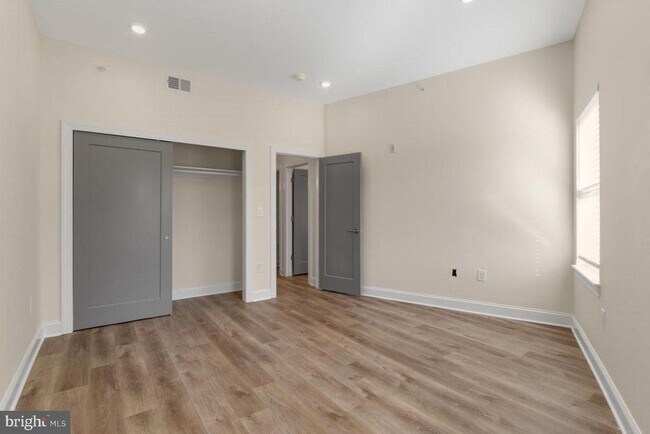 Building Photo - 511 Gorgas Ln