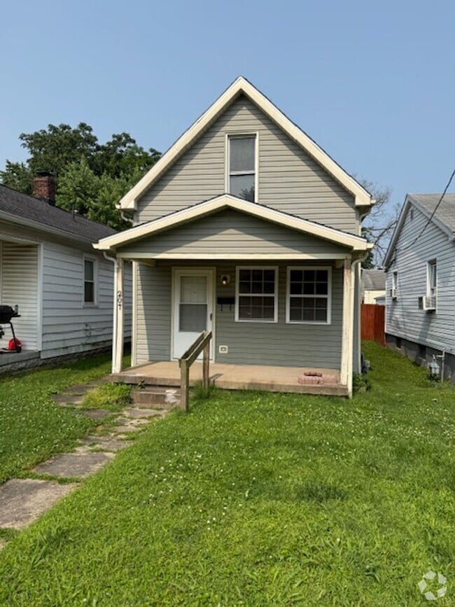 Building Photo - 207 S Willow Rd