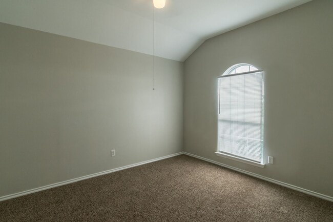 Building Photo - 8512 Prairie Wind Trail