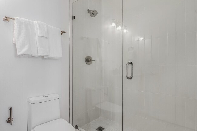 Building Photo - 4025 Indian Creek Dr