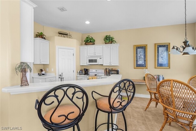 Building Photo - 6753 Bent Grass Dr