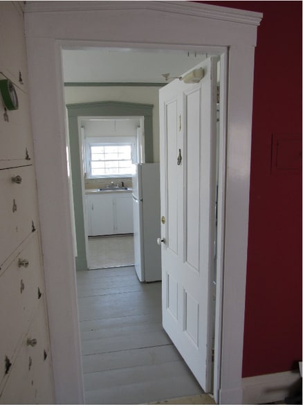 View looking in from spacious landing at top of stairwell. - 34 Obrien Ave