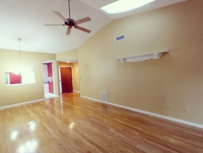 Building Photo - 2503 Tahoe Cir