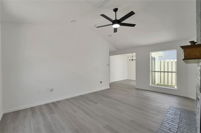 Building Photo - 1019 Sanders Dr