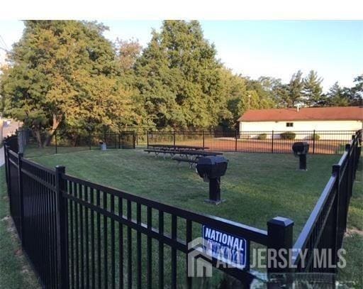 Building Photo - 1307 cricket Ln