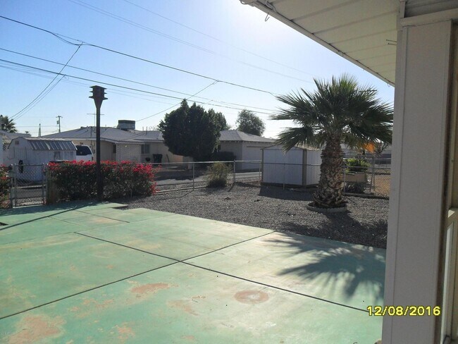 Building Photo - 11363 N 113th Ave
