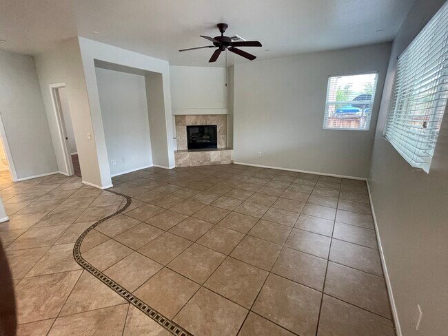 Building Photo - 1974 Arroyo Viejo Dr