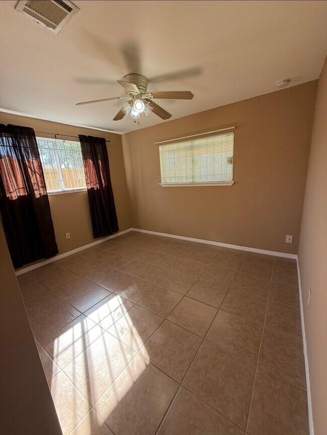 Building Photo - 4114 Connorvale Rd