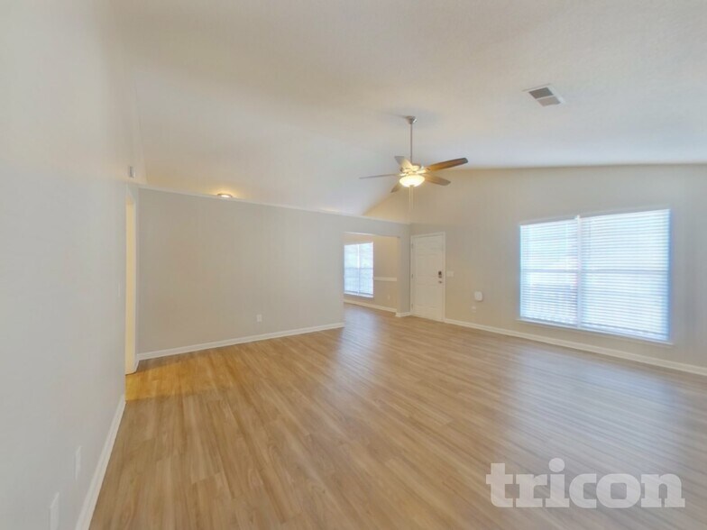 Building Photo - 181 Youpon Dr