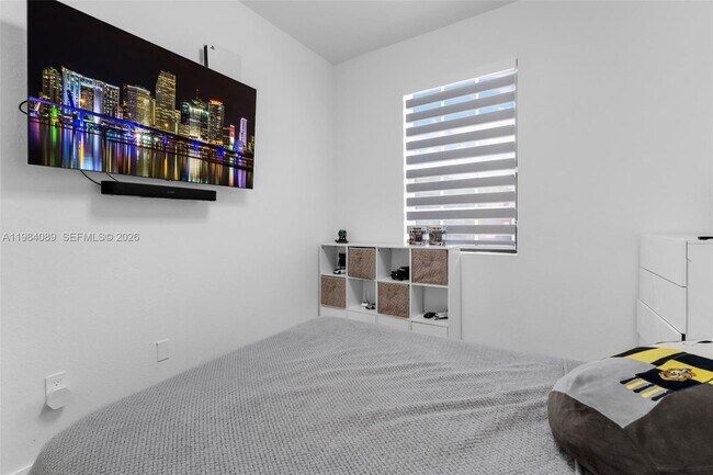 Building Photo - 617 SW 11th St