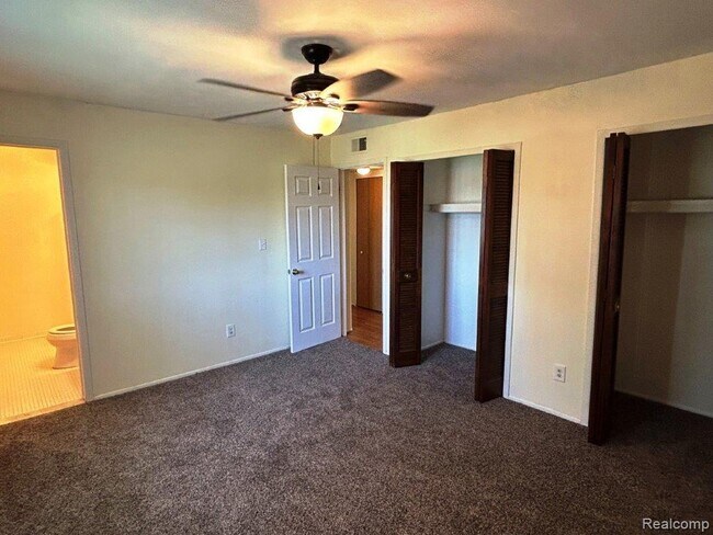 Building Photo - 19810 W 12 Mile Rd