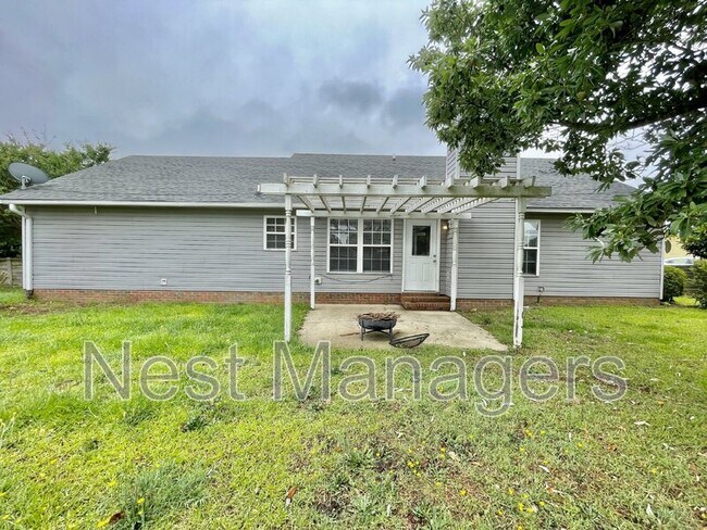 Building Photo - 123 Howell Pl