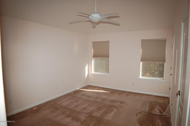 Building Photo - 6182 Bartram Village Dr