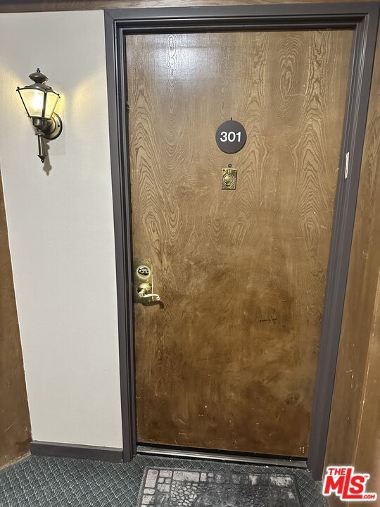 Building Photo - 22100 Burbank Blvd