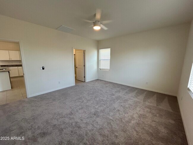 Building Photo - 18461 N Los Gabrieles Way