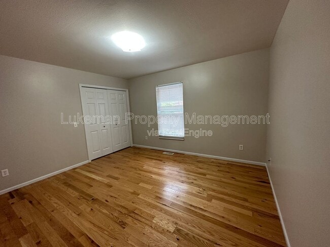 Building Photo - 3103-3105 W Michigan Ave