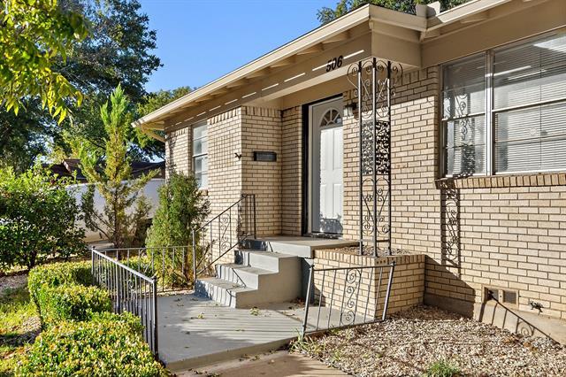 Primary Photo - 506 Vine St