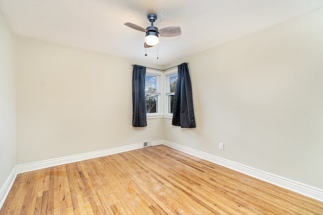 Building Photo - 3936 Walnut St